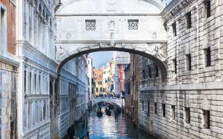 Why is the Bridge of Sighs so Called?