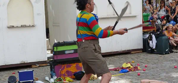 Illustration for How does a Juggler Juggle?