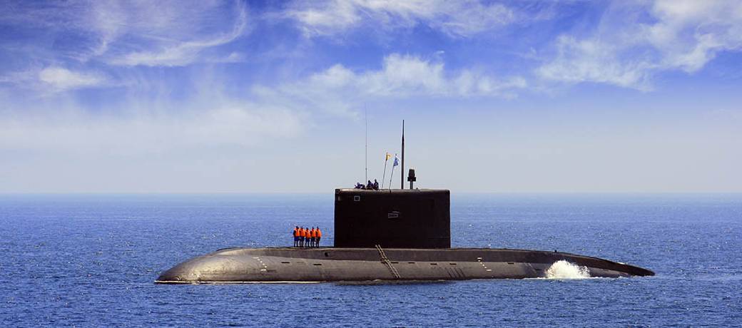 How does a Submarine Work?
