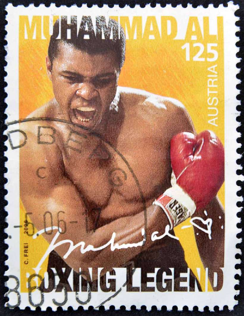Muhammad Ali (Cassius Marcellus Clay) [[Neftali](http://www.shutterstock.com/gallery-659047p1.html?cr=00&pl=edit-00) / [Shutterstock.com](http://www.shutterstock.com/?cr=00&pl=edit-00)]