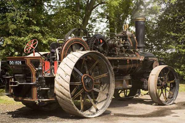 A traction engine is a self-propelled steam engine used to move heavy loads on roads, plough ground or to provide power at a chosen location.