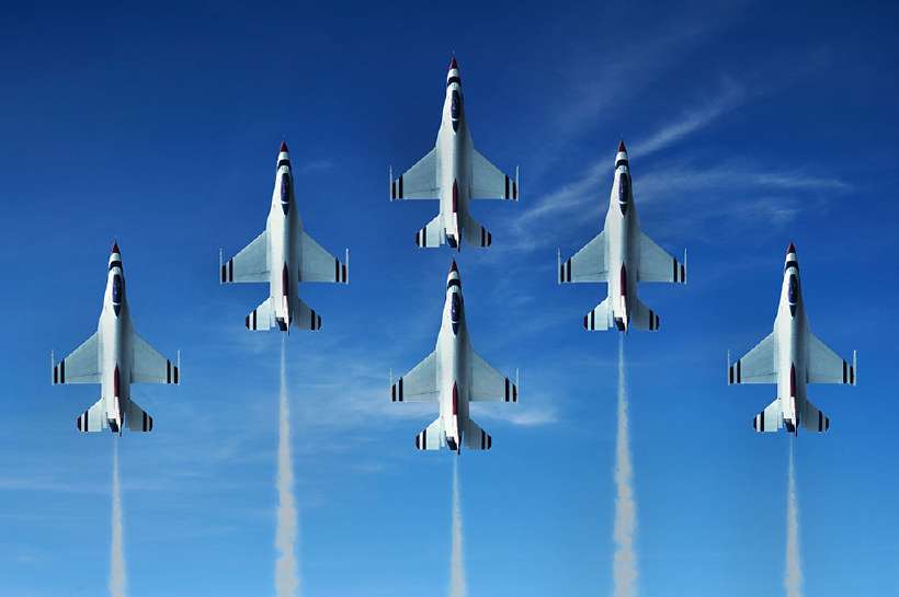 What is the Trail behind a Jet?