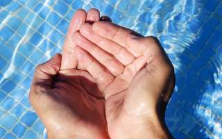 Why Do We Have Wrinkly Fingers After Swimming?